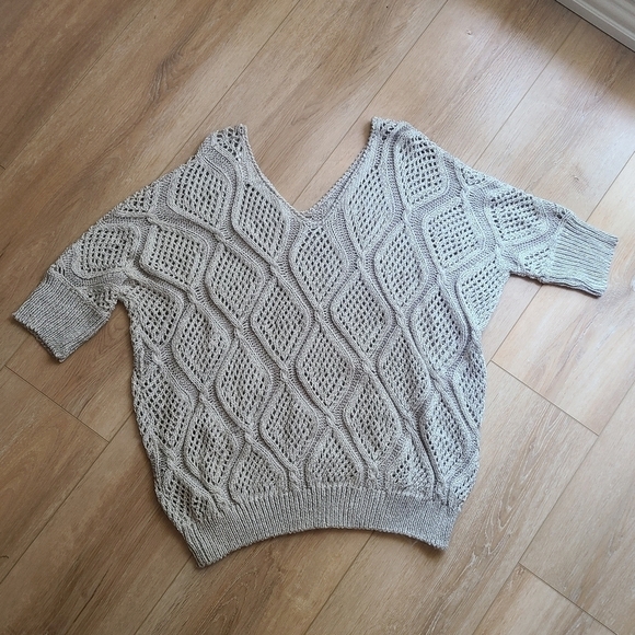 Ces Femme Women's M/L Light Gray knit drop sleeve tunic VGUC - Picture 8 of 10